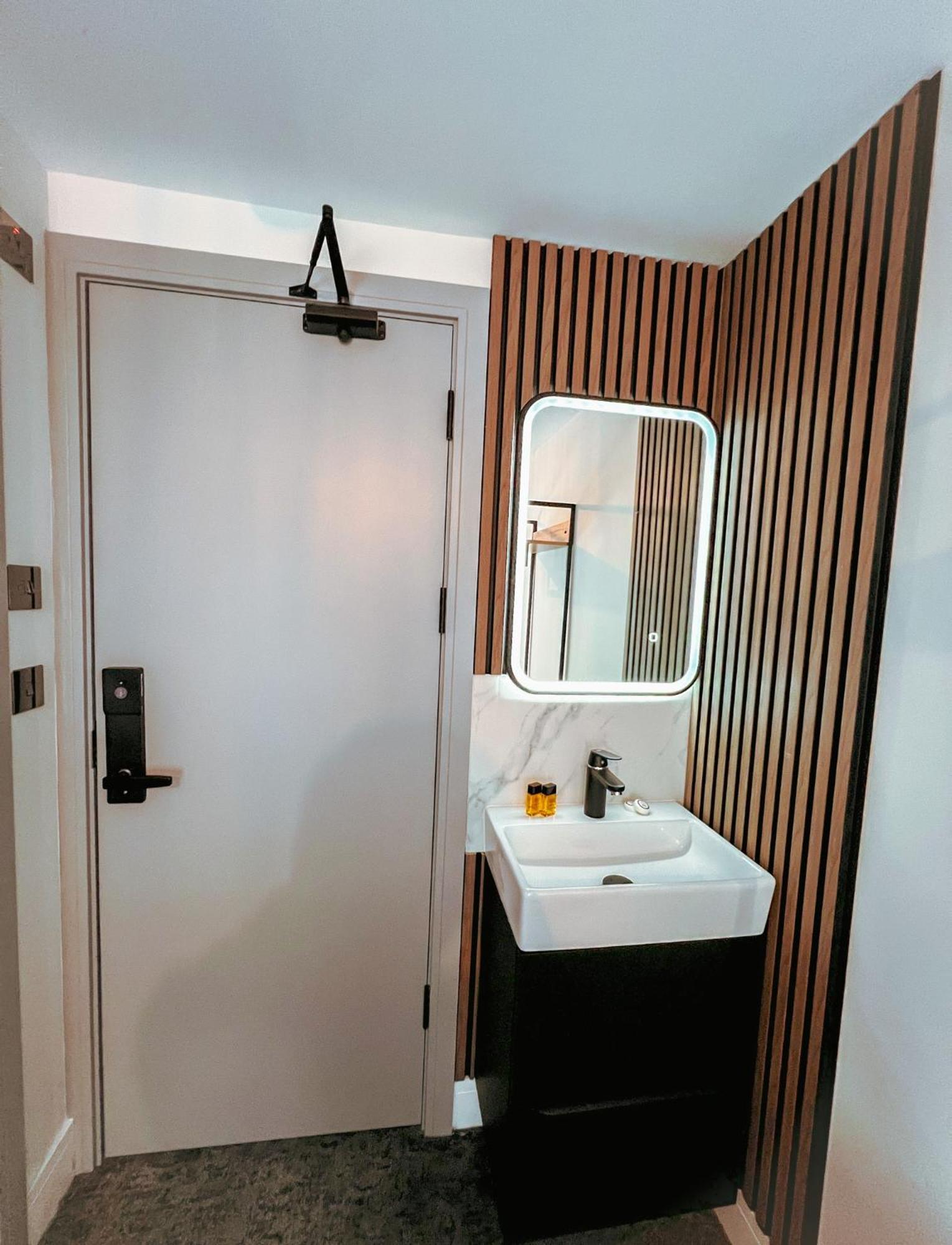 Argo Hotel - Kings Cross Лондон Екстер'єр фото